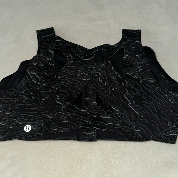 Lululemon Enlite Front-Zip Bra High Support A-DDD Cups Size 38C - Picture 5 of 7